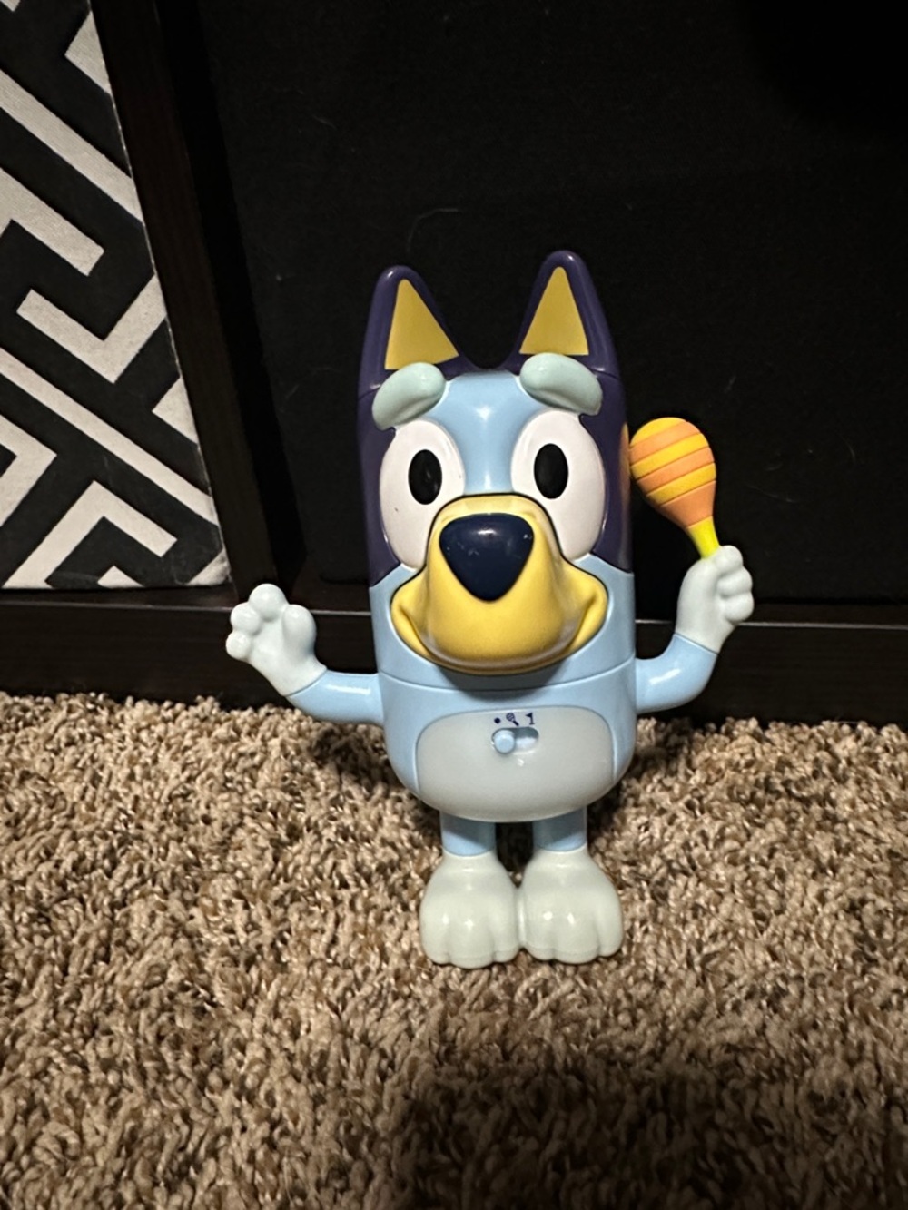 Bluey Character Figure Toy - Shake It Bluey